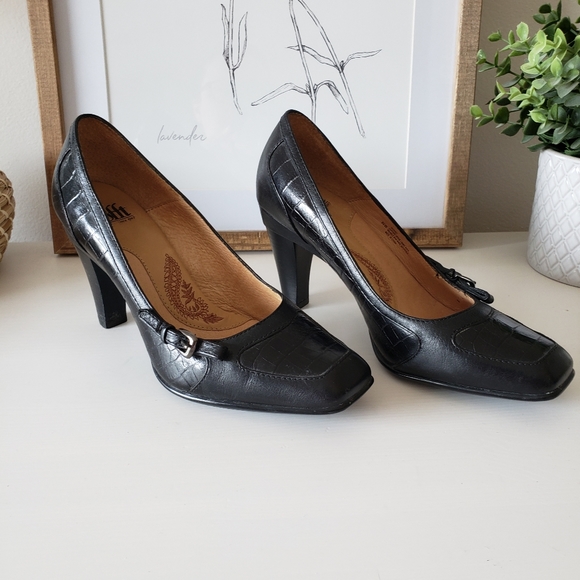 Sofft Square Toe Heels Size 6.5W - Picture 10 of 16